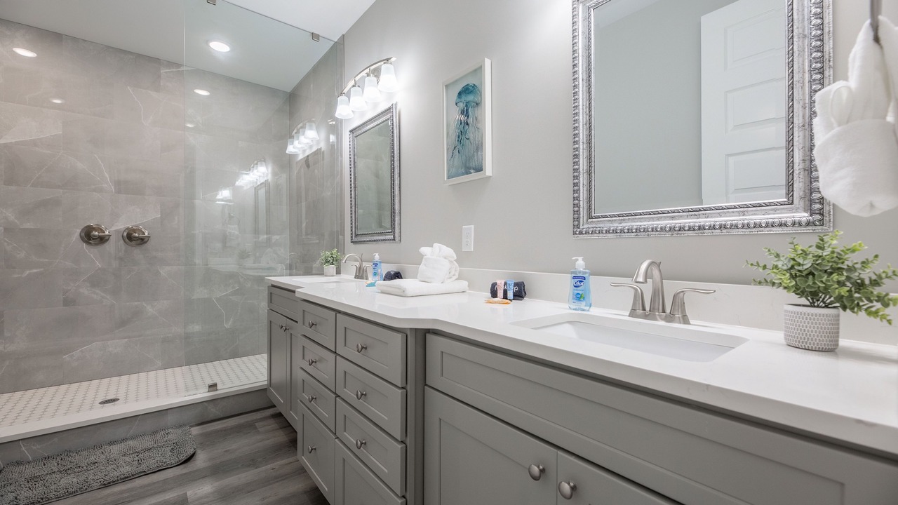 Photo of Bathroom in Crescent Beach