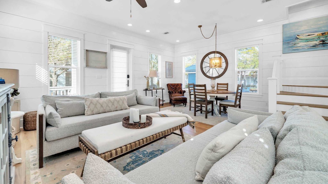 Photo of Livingroom in Greenway Park