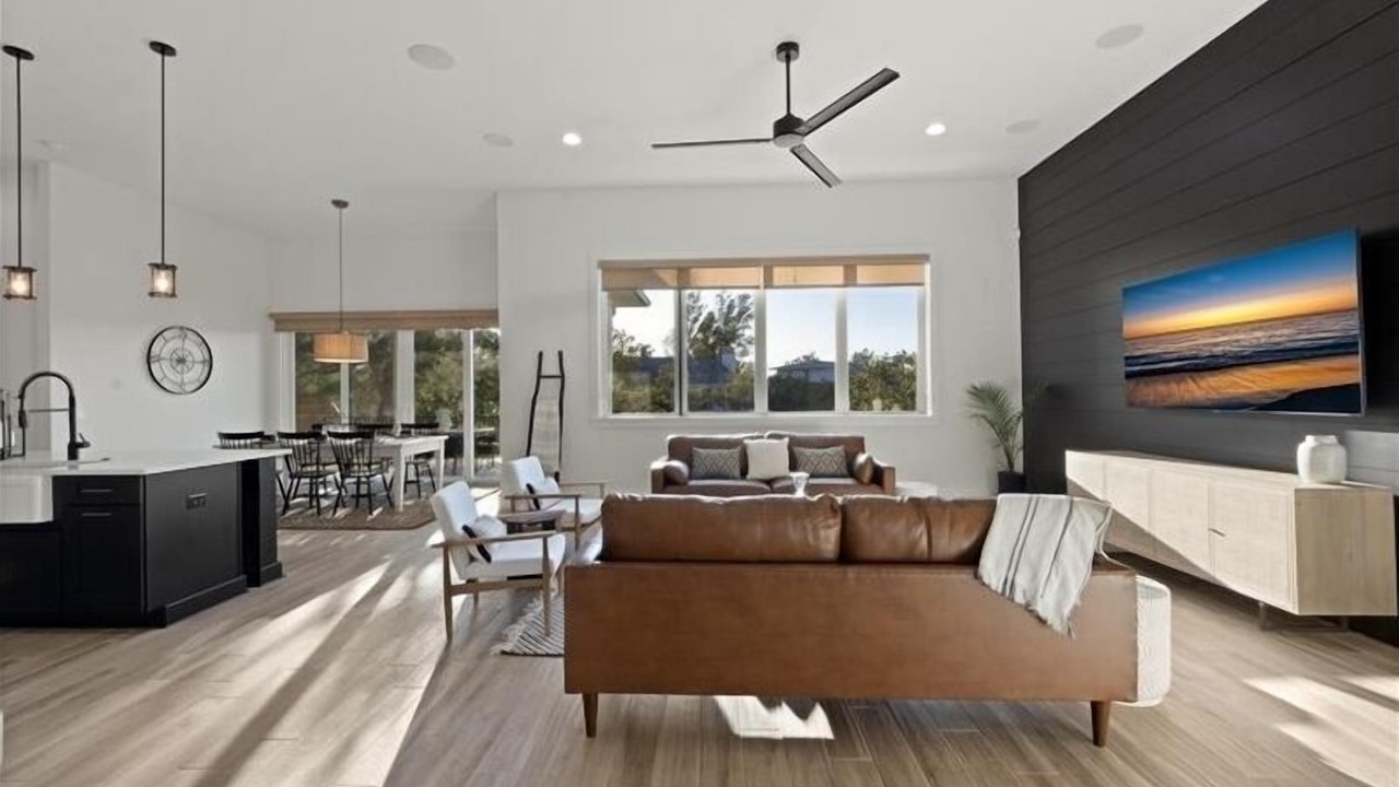 Photo of Livingroom in Anna Maria