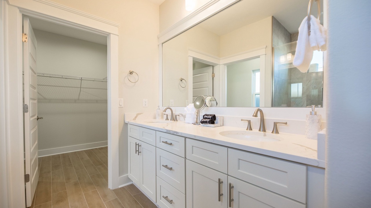 Photo of Bathroom in Biltmore Beach