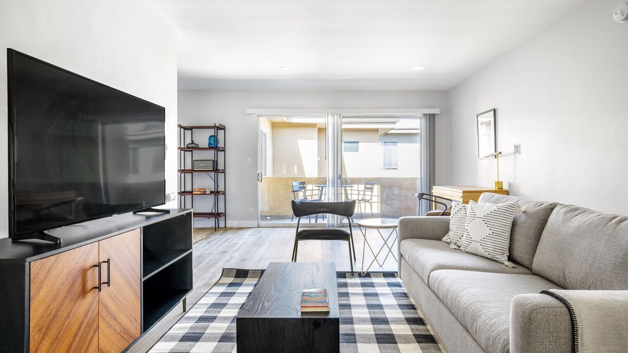 Photo of Livingroom in Beverly Hills