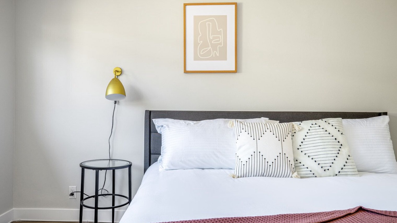 Photo of Bedroom in Beverly Hills