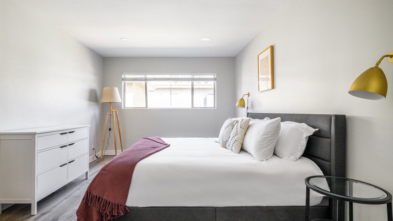 Photo of Bedroom in Beverly Hills