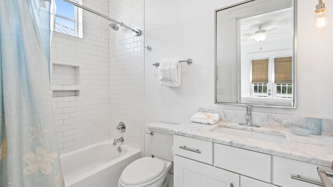 Photo of Bathroom in Greenway Park