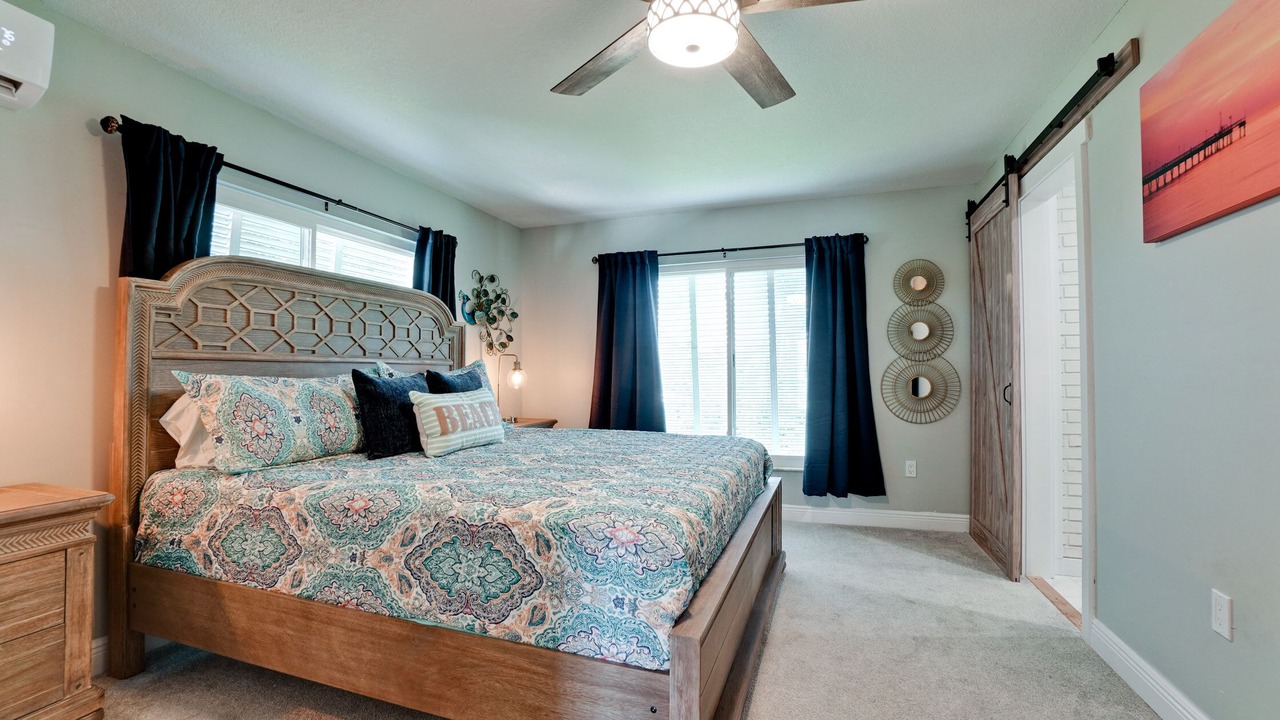 Photo of Bedroom in Whitney Beach