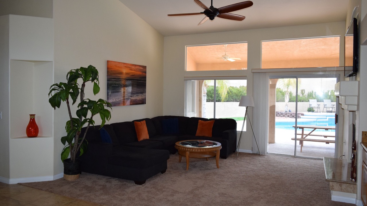 Photo of Livingroom in Green Valley North