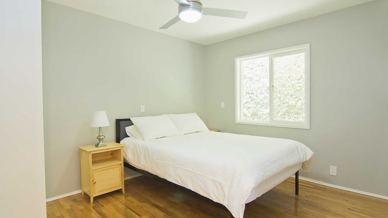 Photo of Bedroom in Hollywood