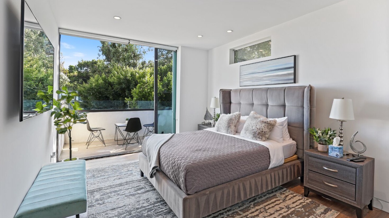 Photo of Bedroom in Hollywood Hills West