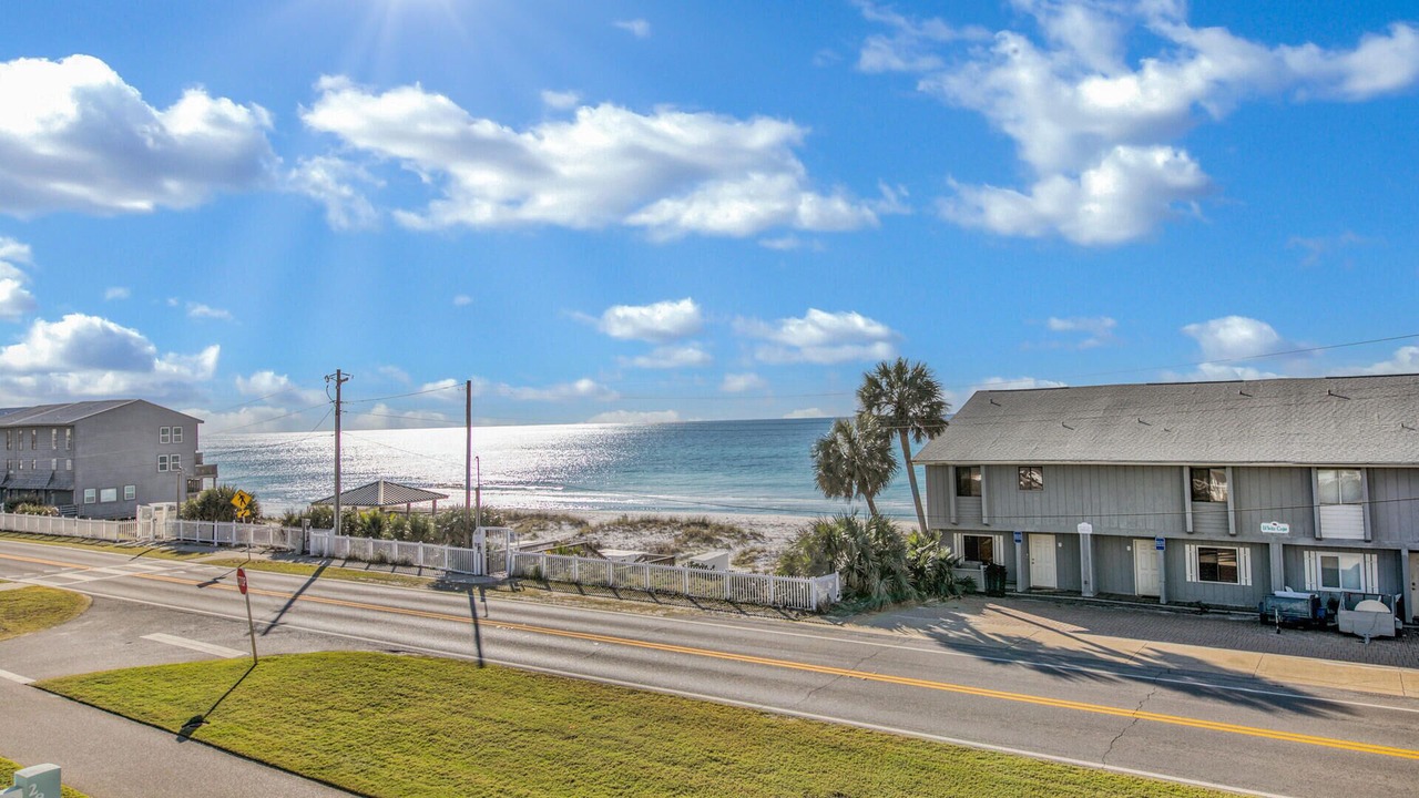 Photo of Patio Balcony in Miramar Beach