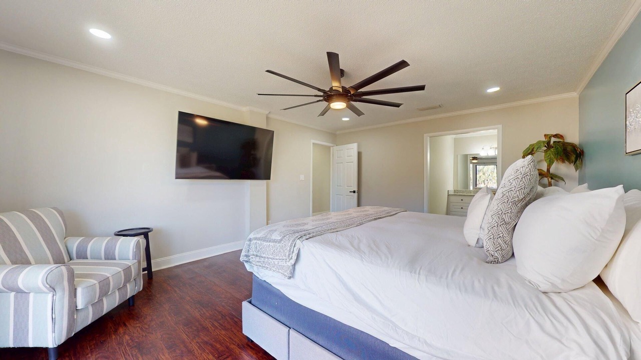 Photo of Bedroom in Lynn Haven