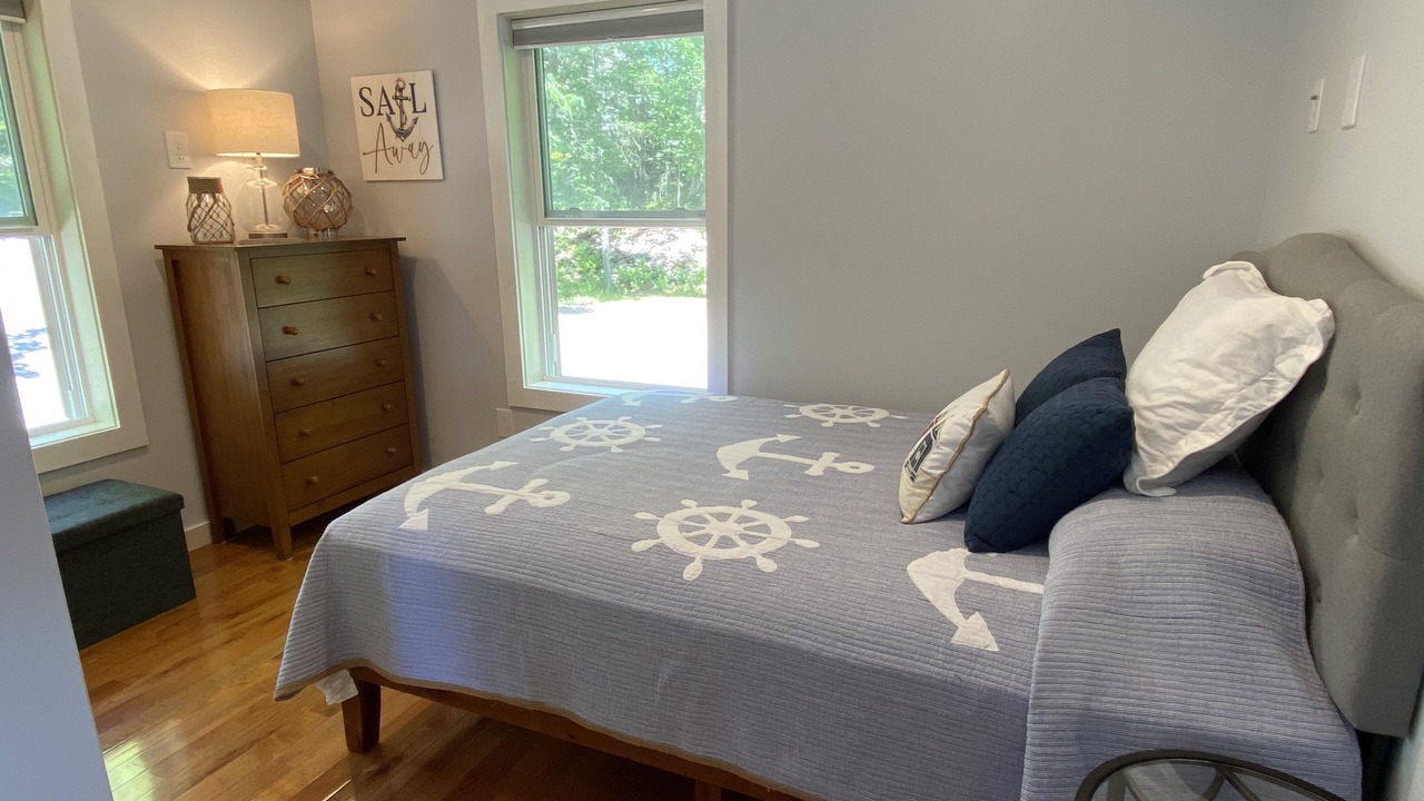 Photo of Bedroom in Marlboro