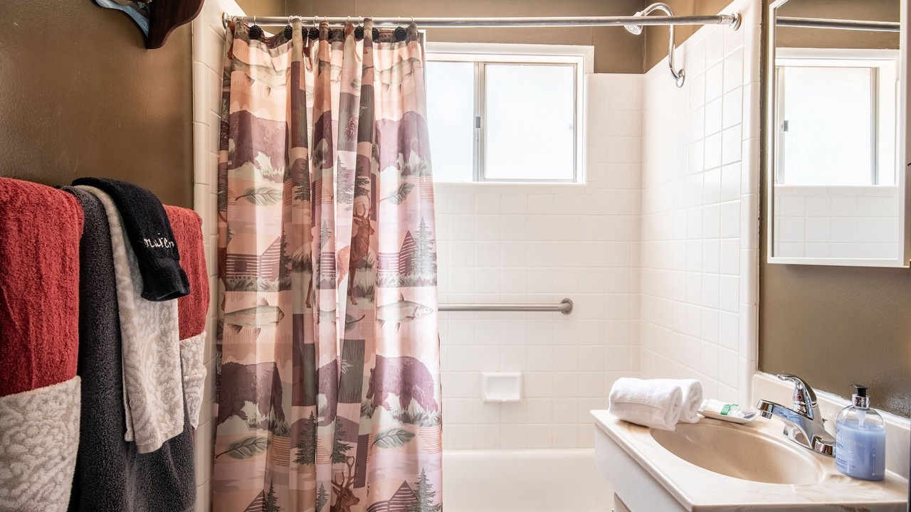 Photo of Bathroom in Big Bear Lake