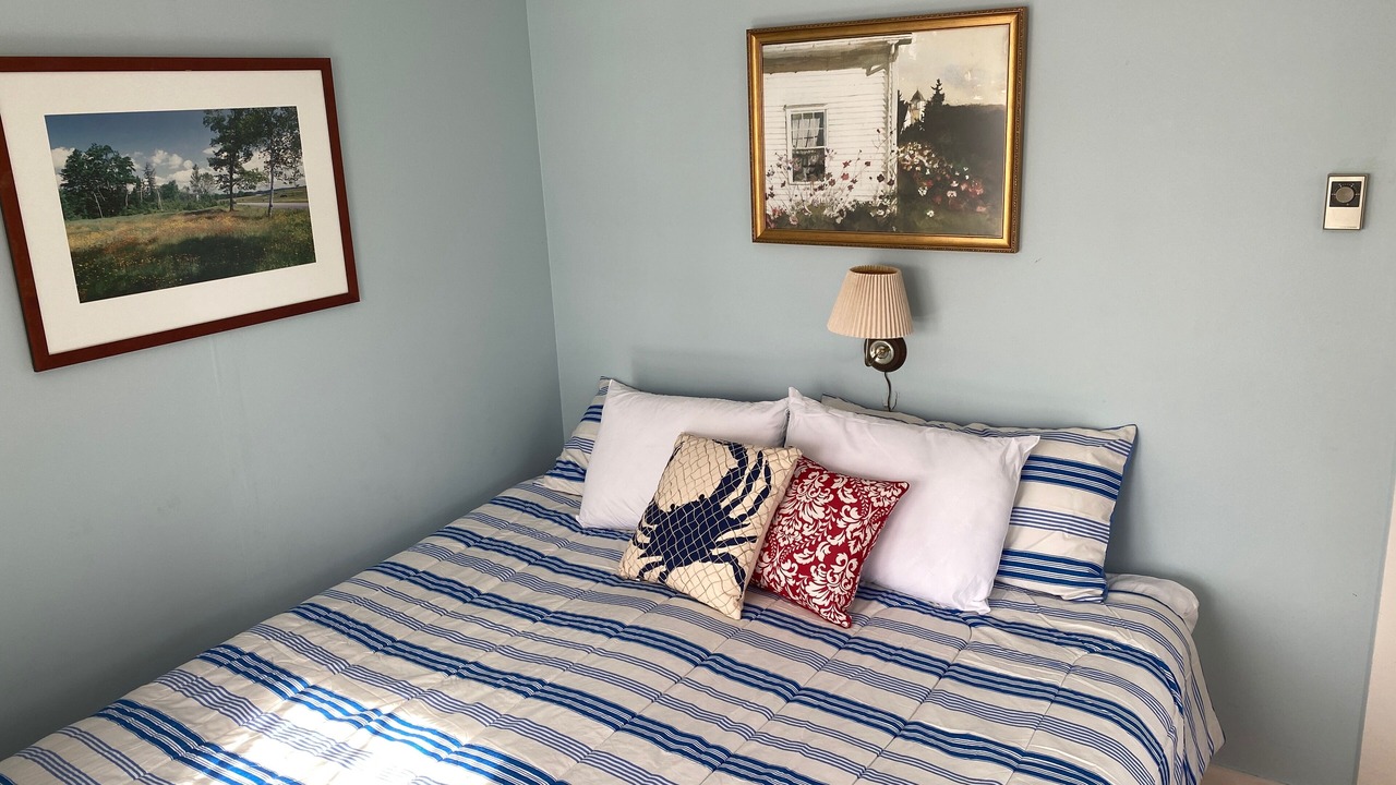 Photo of Bedroom in Brooksville