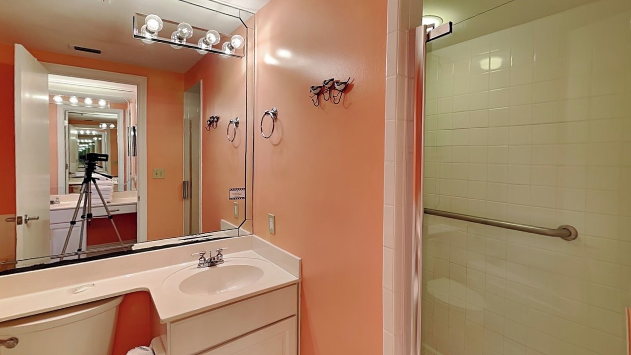 Photo of Bathroom in Navarre Beach