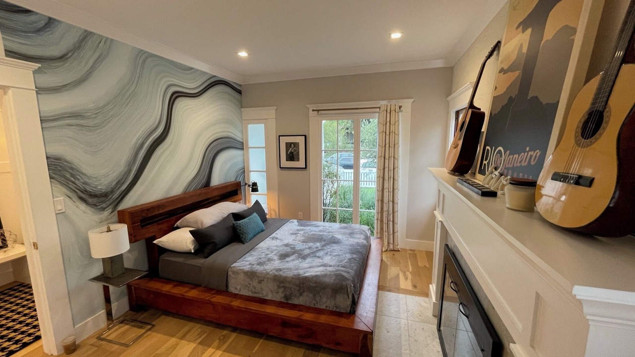 Photo of Bedroom in Hollywood