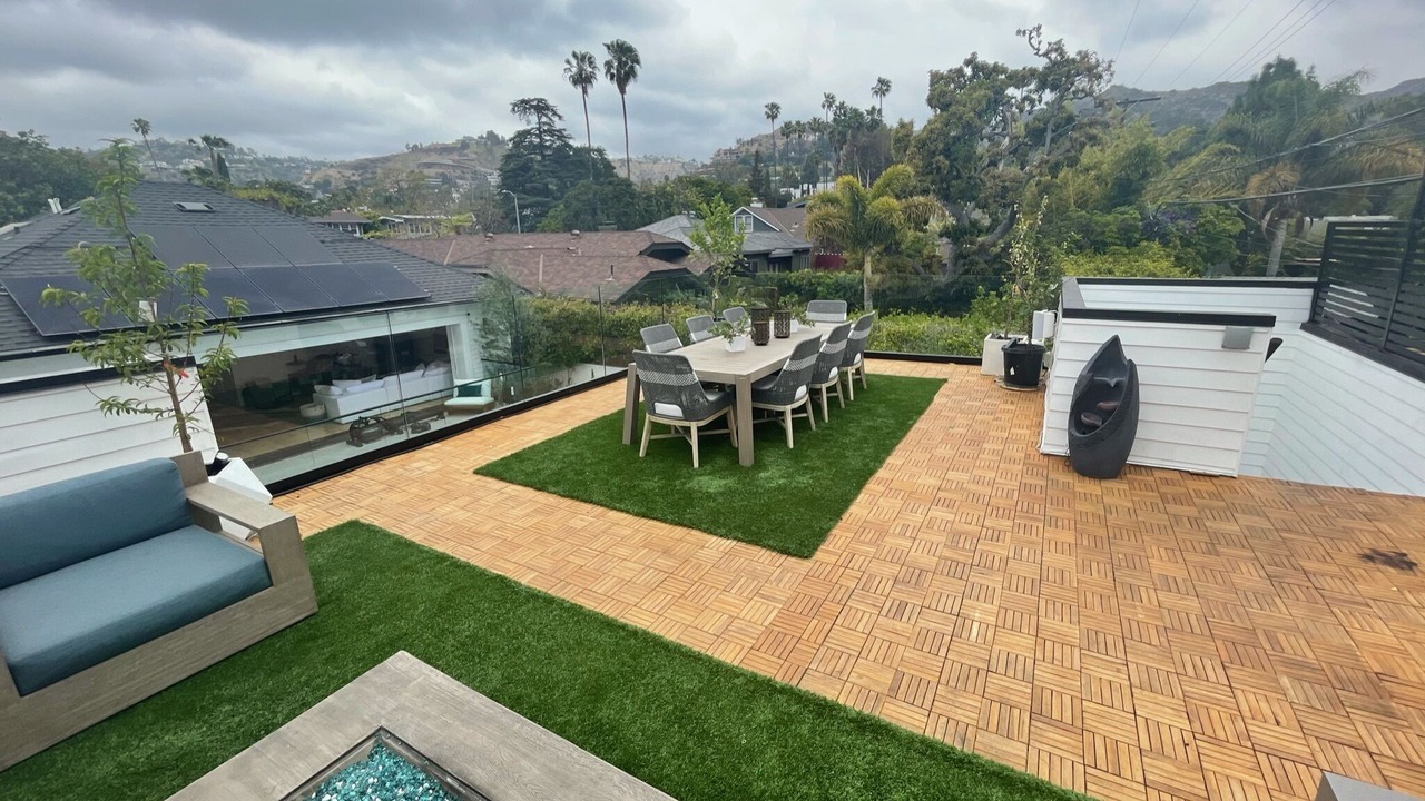 Photo of Outdoor in Hollywood