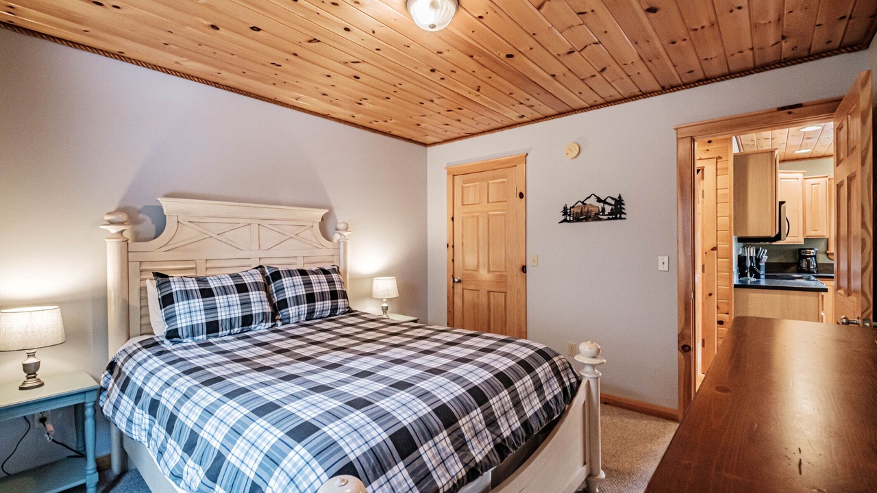 Photo of Bedroom in Rumford Center