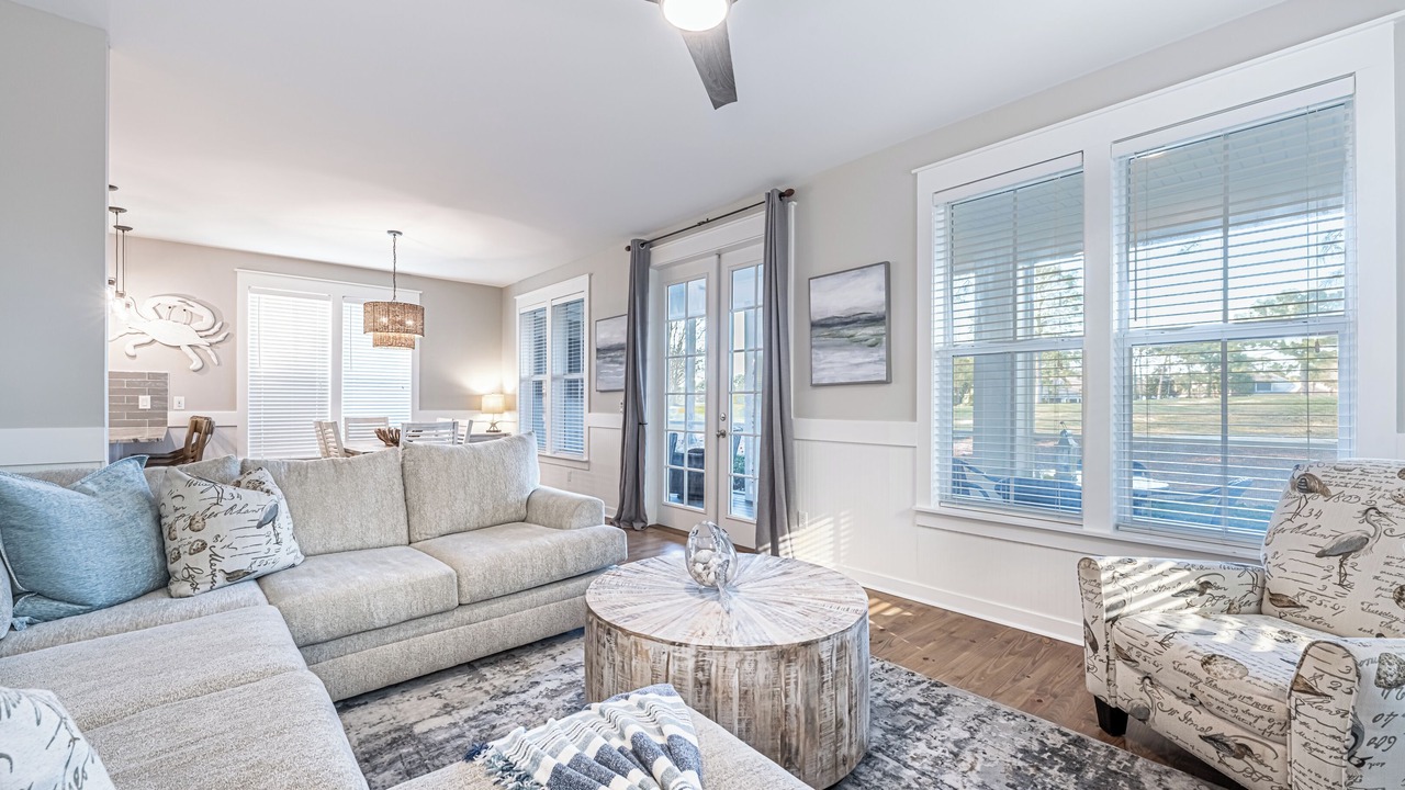 Photo of Livingroom in Laurel Grove