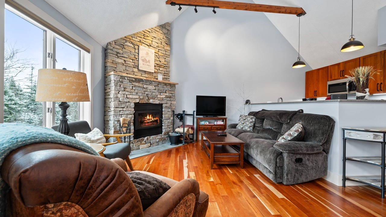 Photo of Livingroom in Rangeley