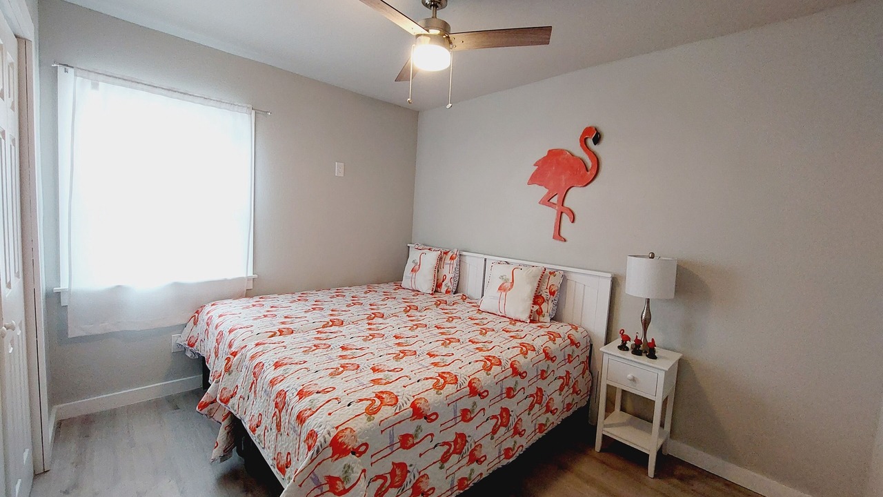 Photo of Bedroom in Crescent Beach