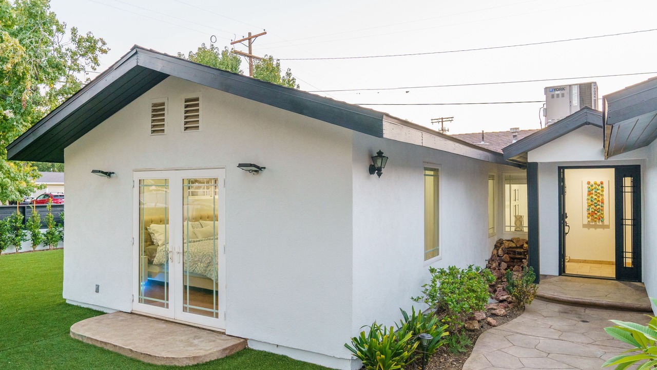 Photo of Outdoor in West Hills