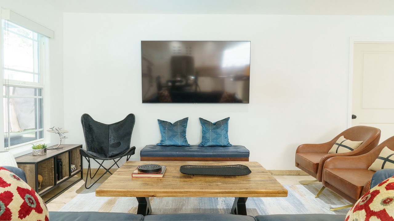 Photo of Livingroom in West Hills