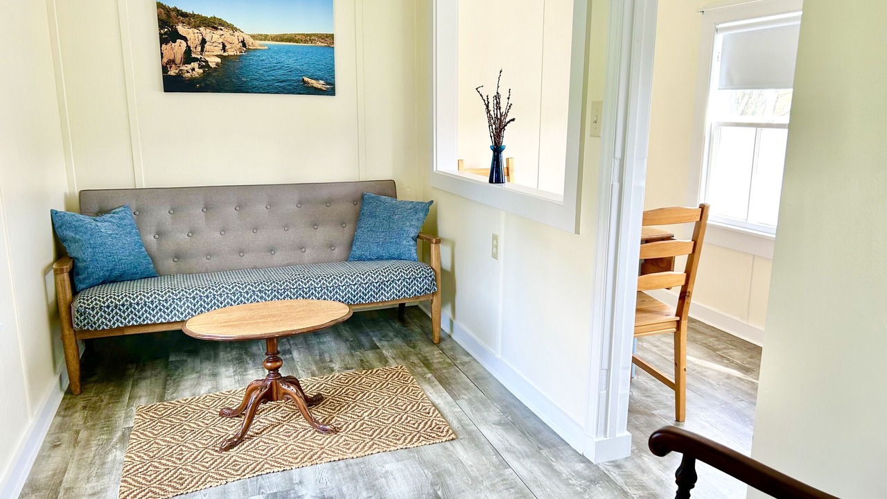 Photo of Livingroom in Salsbury Cove