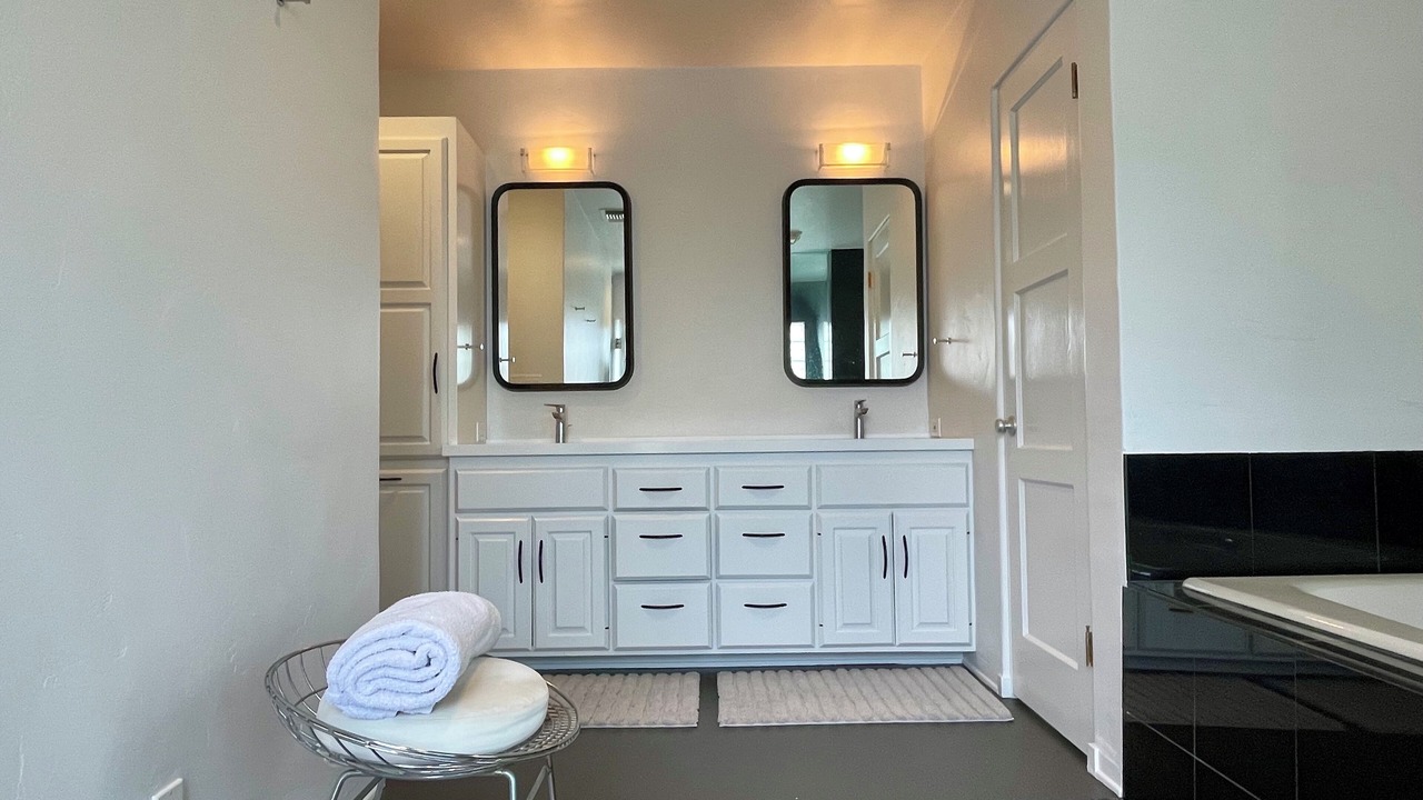 Photo of Bathroom in Sand Section
