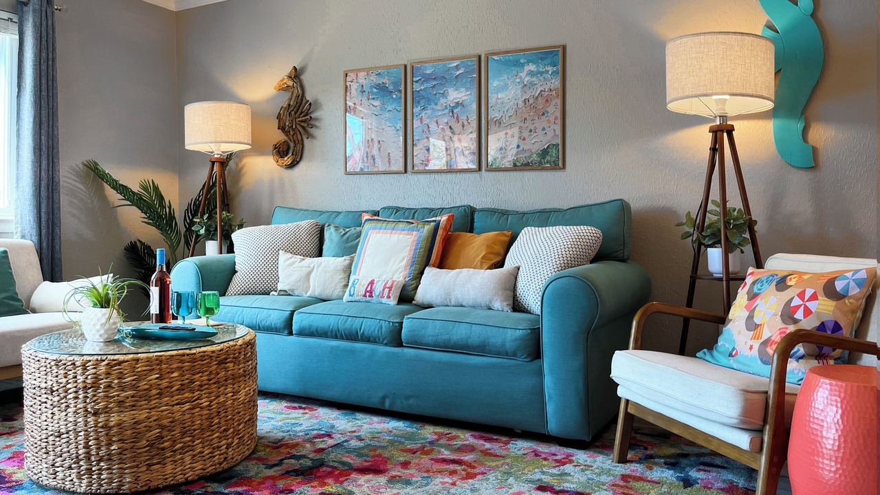 Photo of Livingroom in Silver Sands Beach