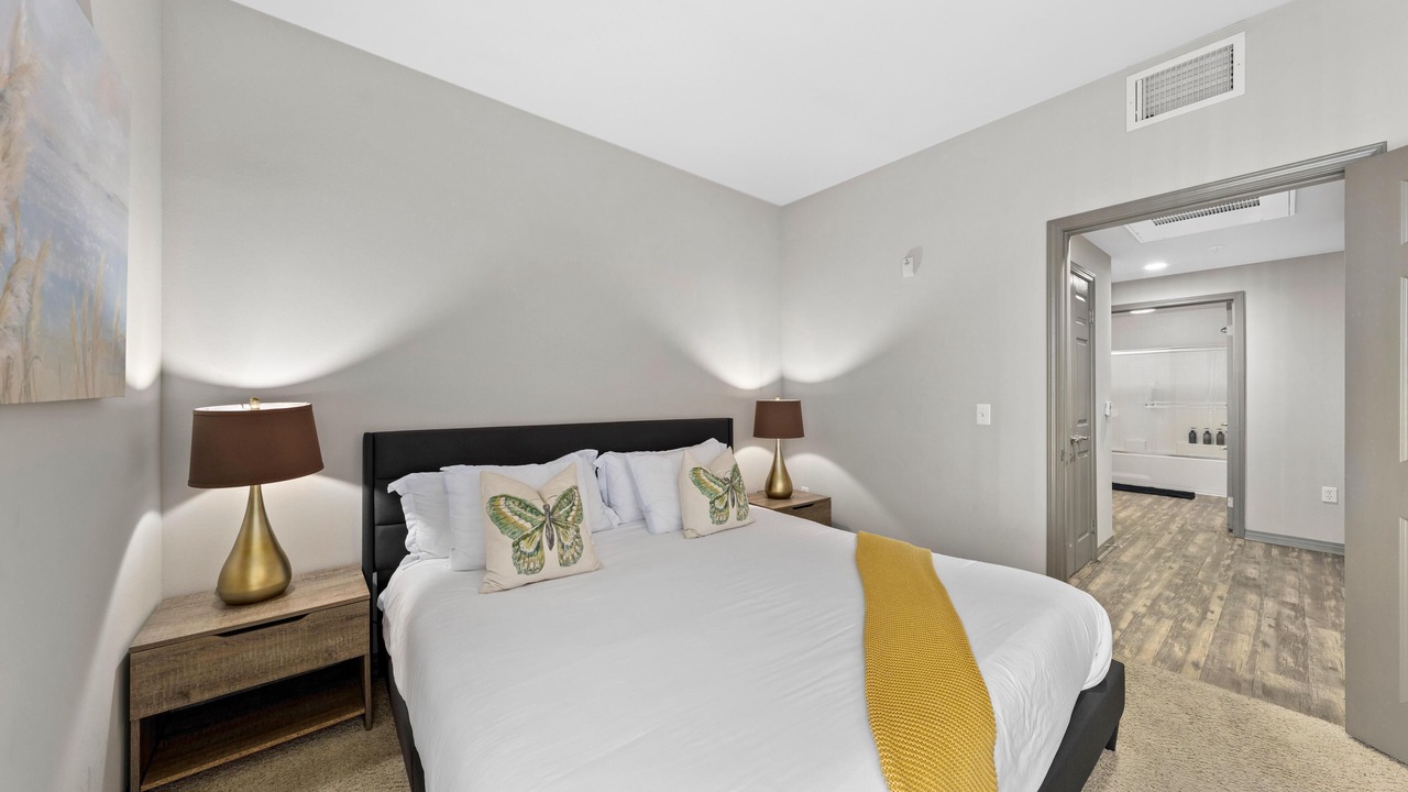 Photo of Bedroom in Marina Peninsula