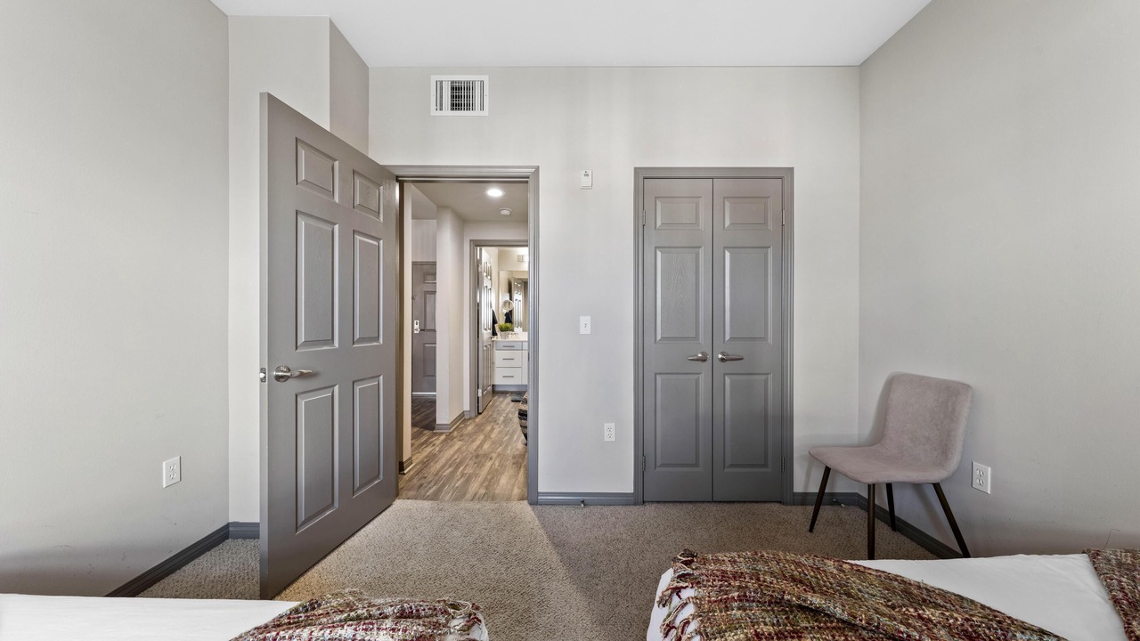 Photo of Bedroom in Marina Peninsula