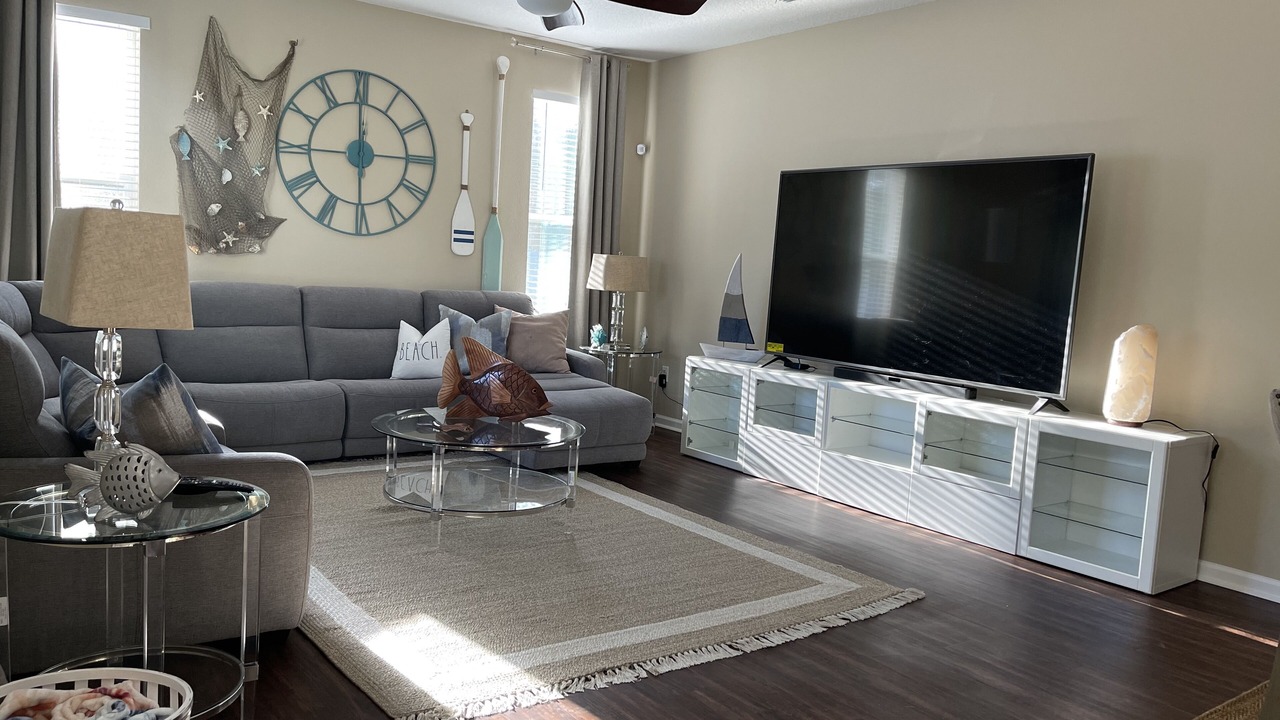 Photo of Livingroom in Riverview