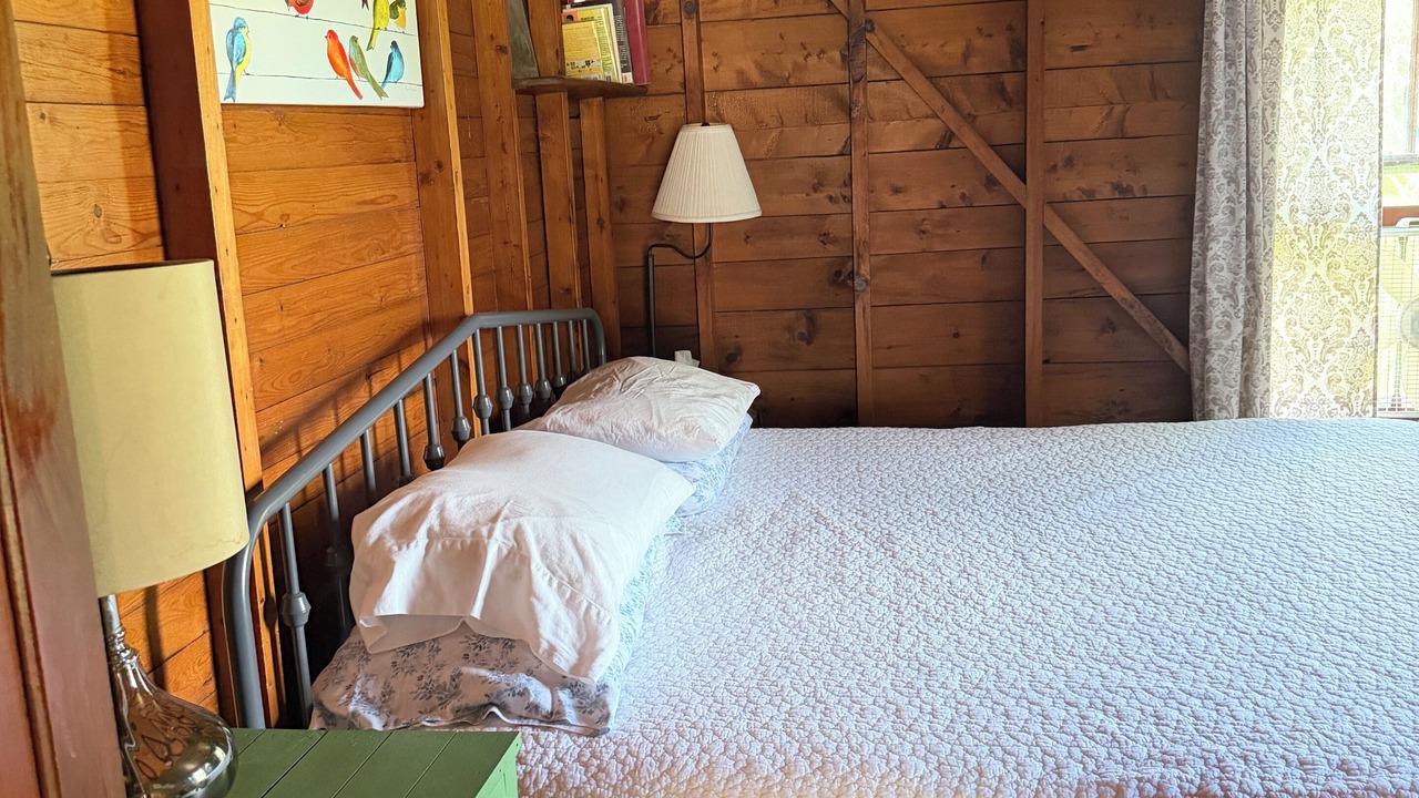 Photo of Bedroom in Brooklin