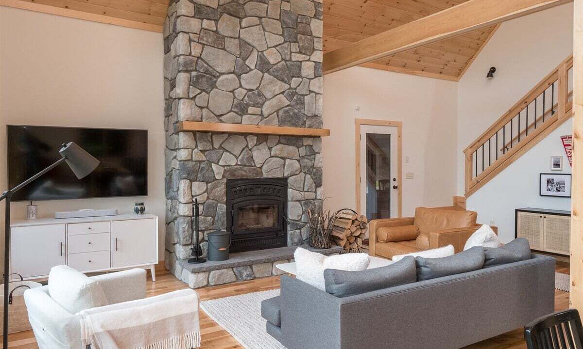 Photo of Livingroom in Sunday River Area