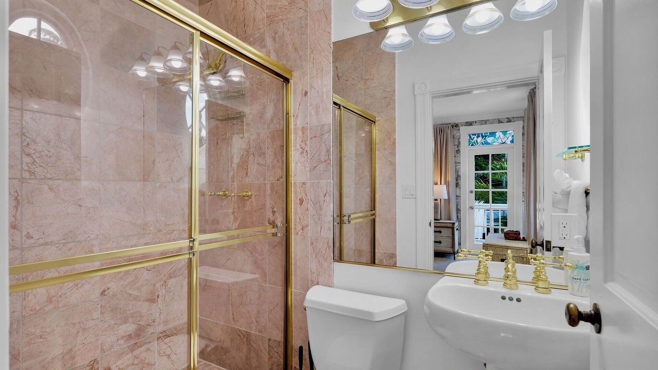 Photo of Bathroom in Bahama Village