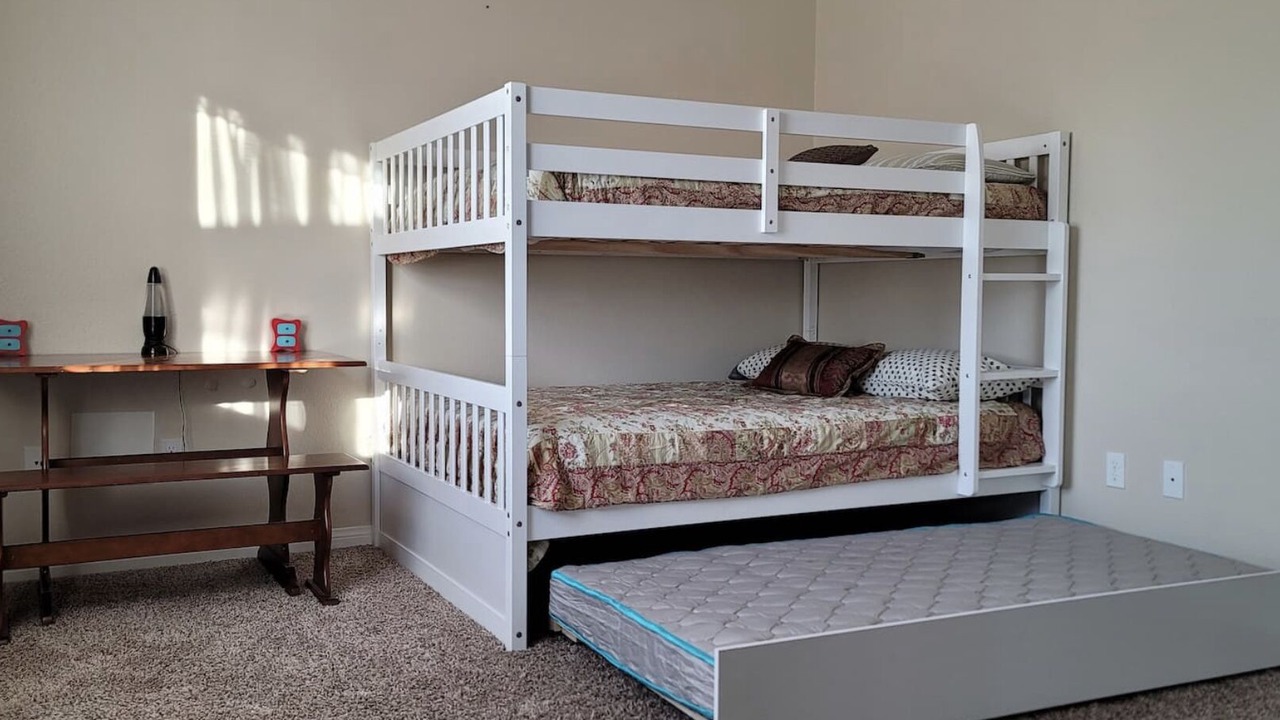 Photo of Bedroom in Hesperia