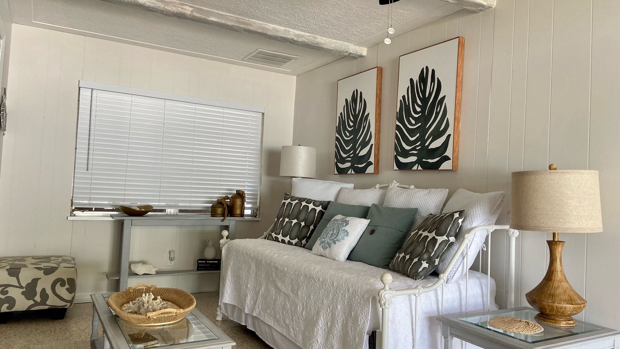 Photo of Livingroom in Southgate