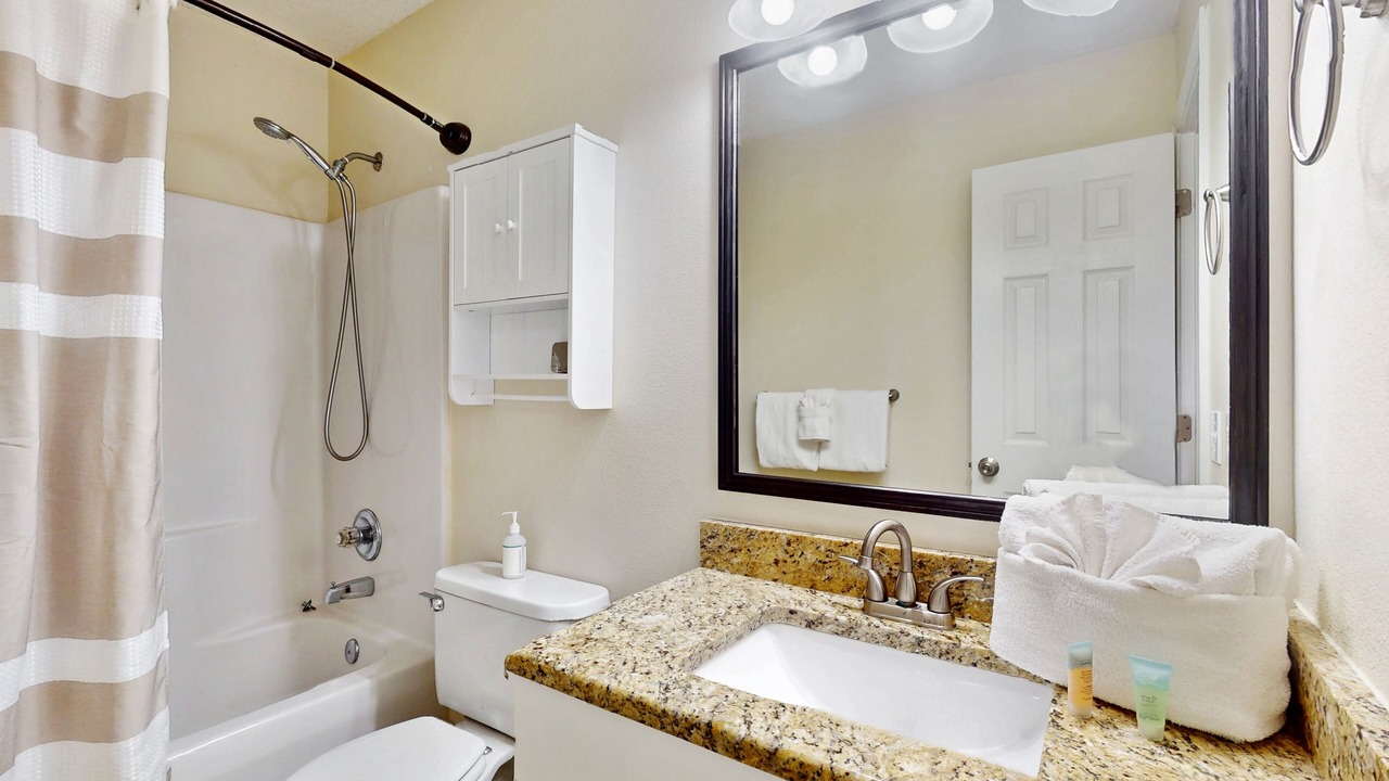 Photo of Bathroom in Emerald Shores