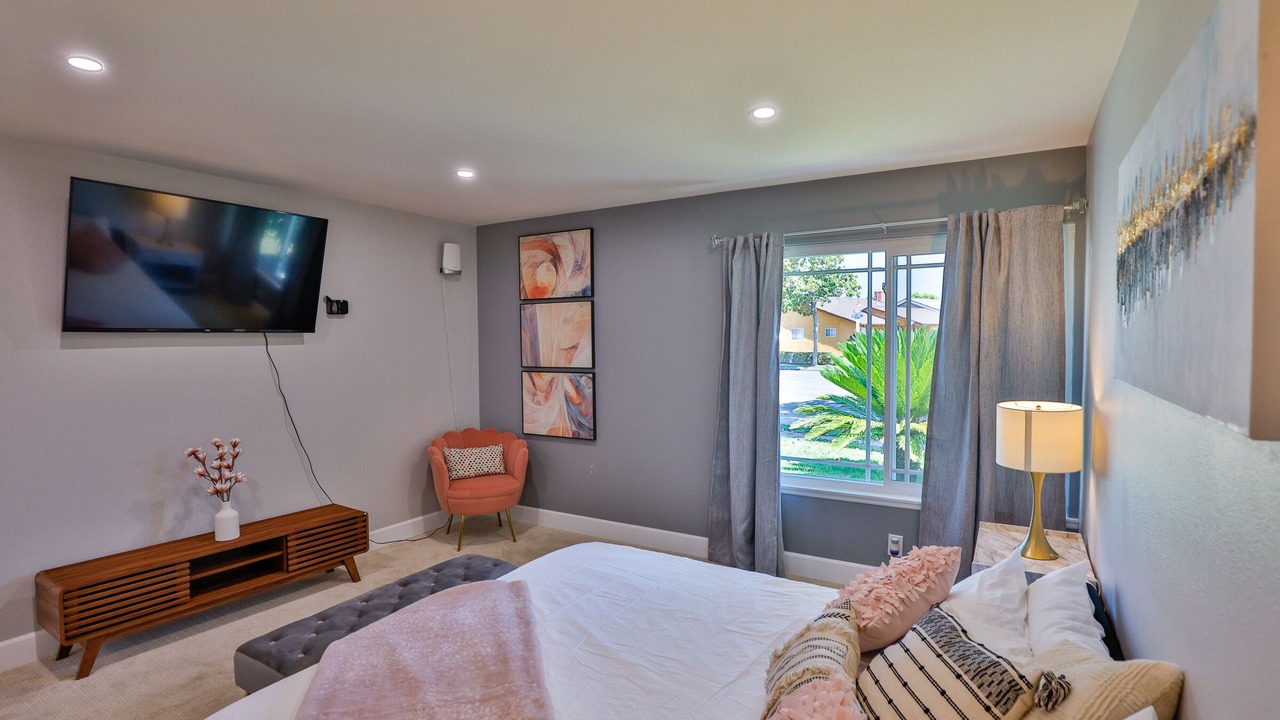 Photo of Bedroom in Southeast Anaheim