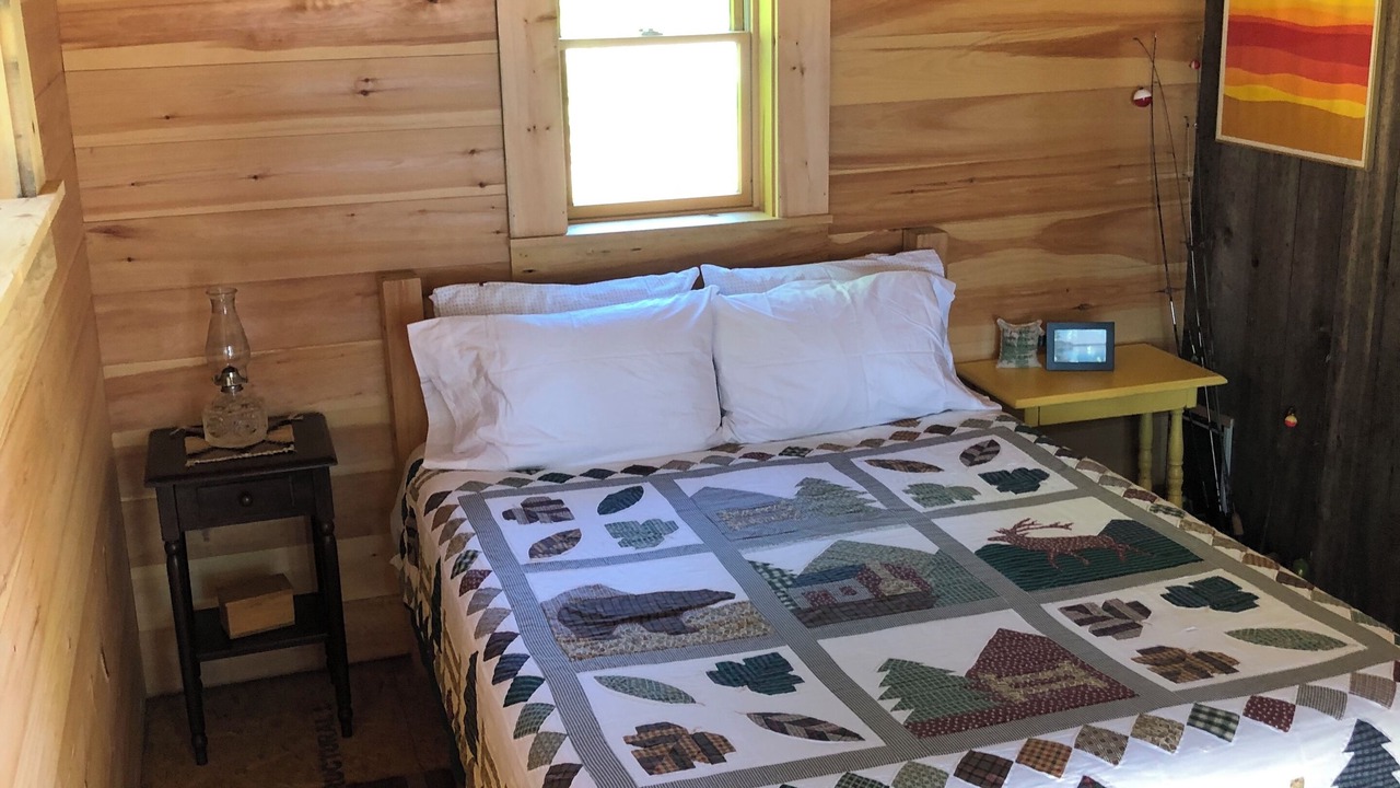 Photo of Bedroom in Aurora