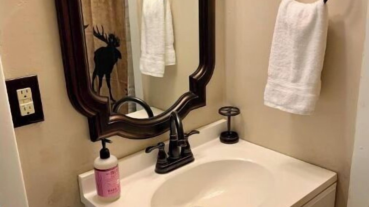 Photo of Bathroom in Hudson