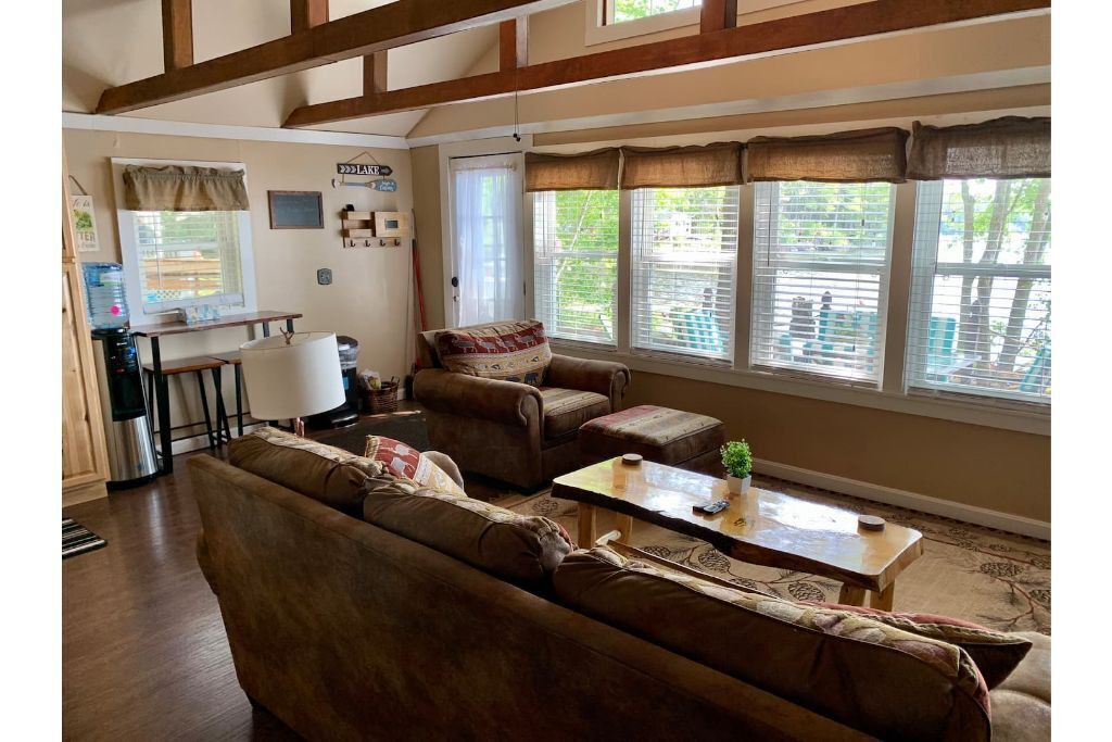 Photo of Livingroom in Hudson