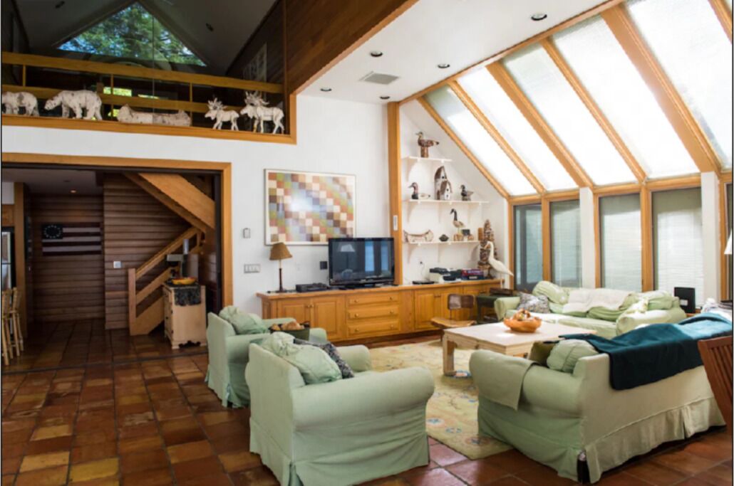 Photo of Livingroom in Dexter