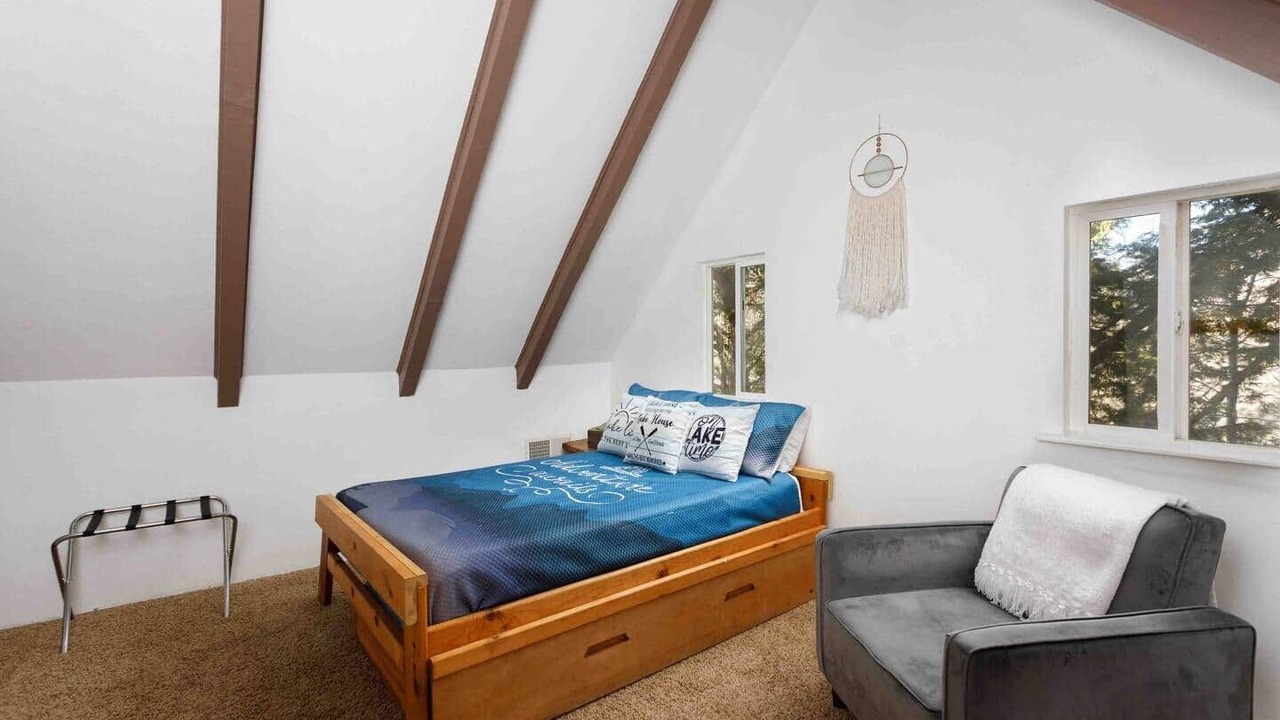 Photo of Bedroom in Cedar Glen
