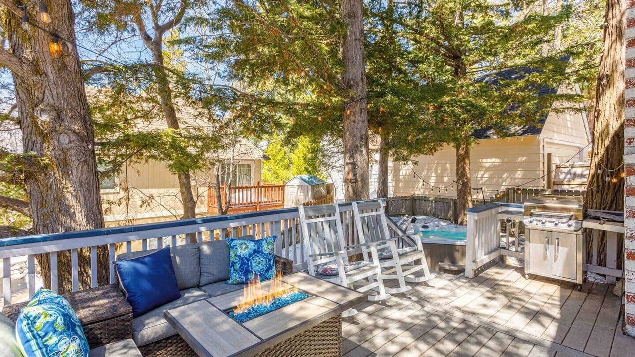 Photo of Patio Balcony in Cedar Glen