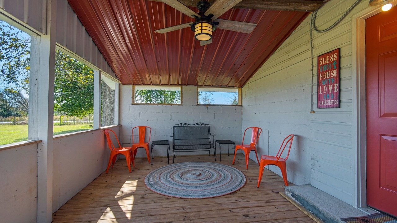 Photo of Patio Balcony in Laurel Hill