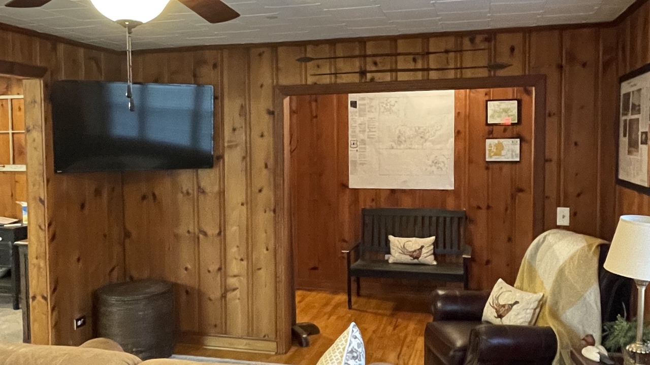 Photo of Livingroom in Wing