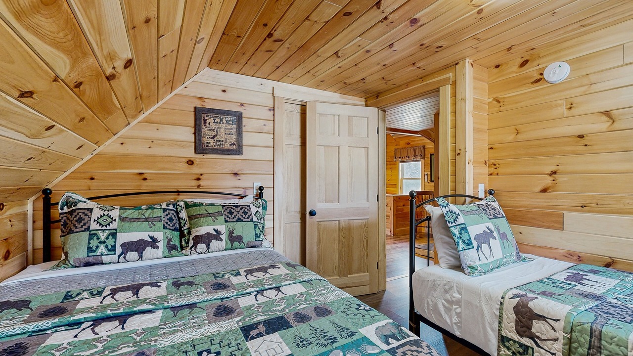 Photo of Bedroom in Greenville Junction