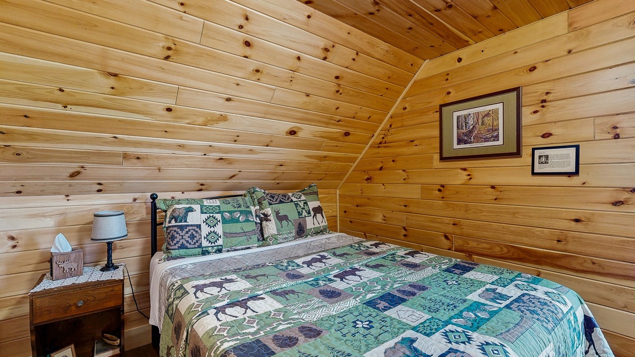 Photo of Bedroom in Greenville Junction