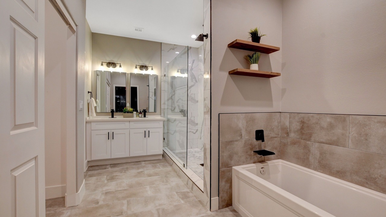 Photo of Bathroom in Green Valley